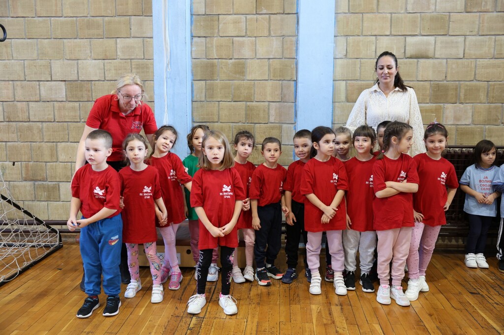 IMG eef9f058ae3a87b38493b3f2d9386812 V